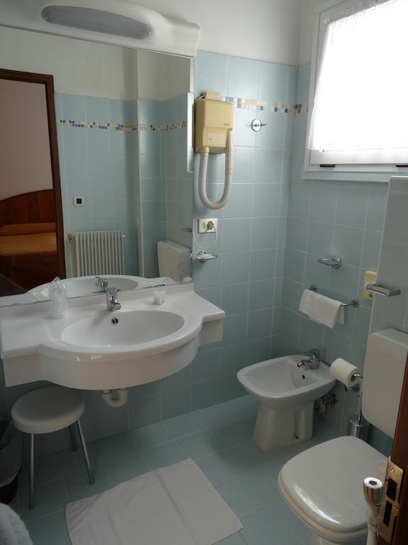 Hotel Roma Cividale del Friuli Δωμάτιο φωτογραφία