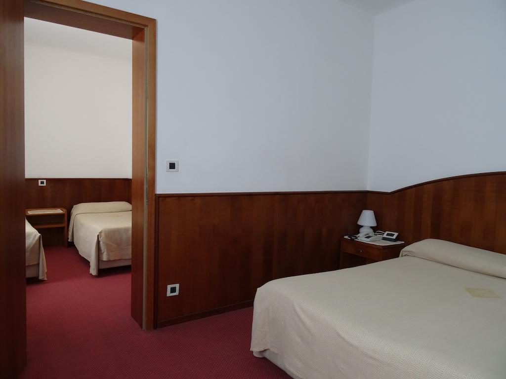 Hotel Roma Cividale del Friuli Δωμάτιο φωτογραφία